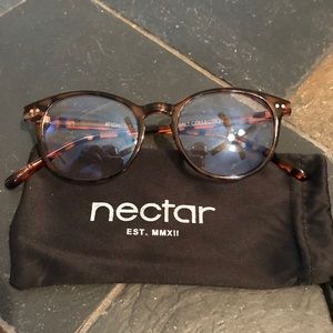 Blue light blocking glasses